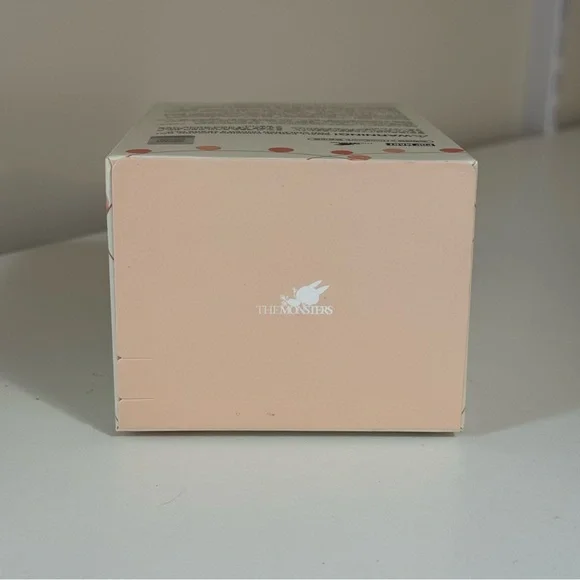 Pop Mart Labubu 'Have A Seat' Toy - Picture 6 of 6